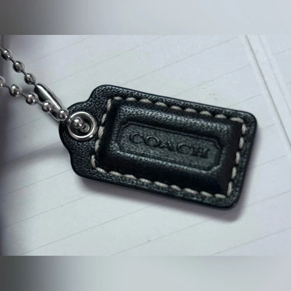 Vintage COACH Black and Cream Crossbody Bag - Picture 10 of 10